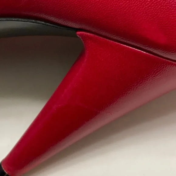 EUC Marc Jacobs Red leather peep toe pumps Italy - Picture 10 of 11